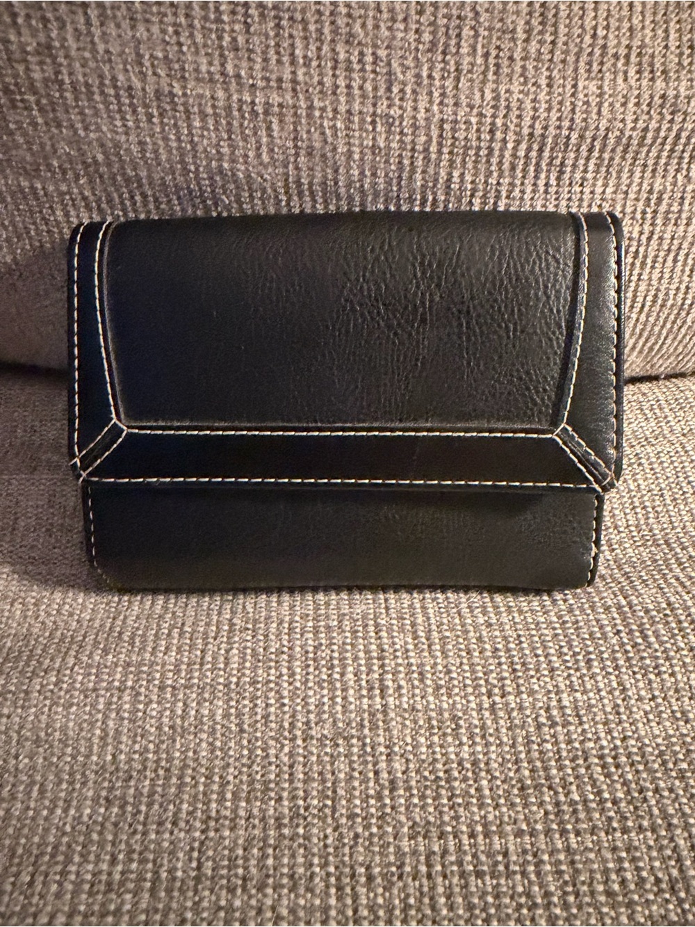 Liz Claiborne Black Leather Wallet with White Stitching